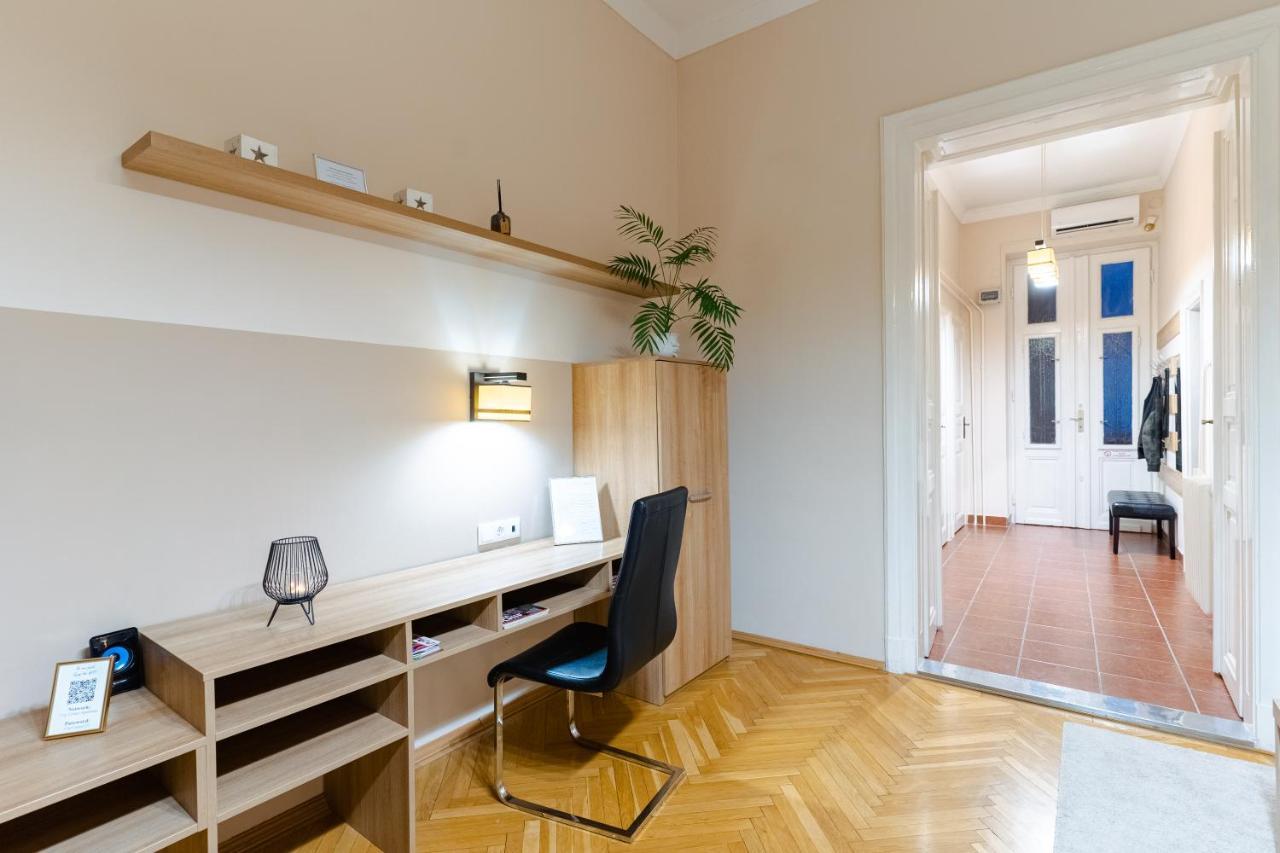 Apartment Center
